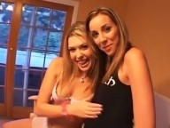 Vidéo porno mobile : Big party with our favorite sluts